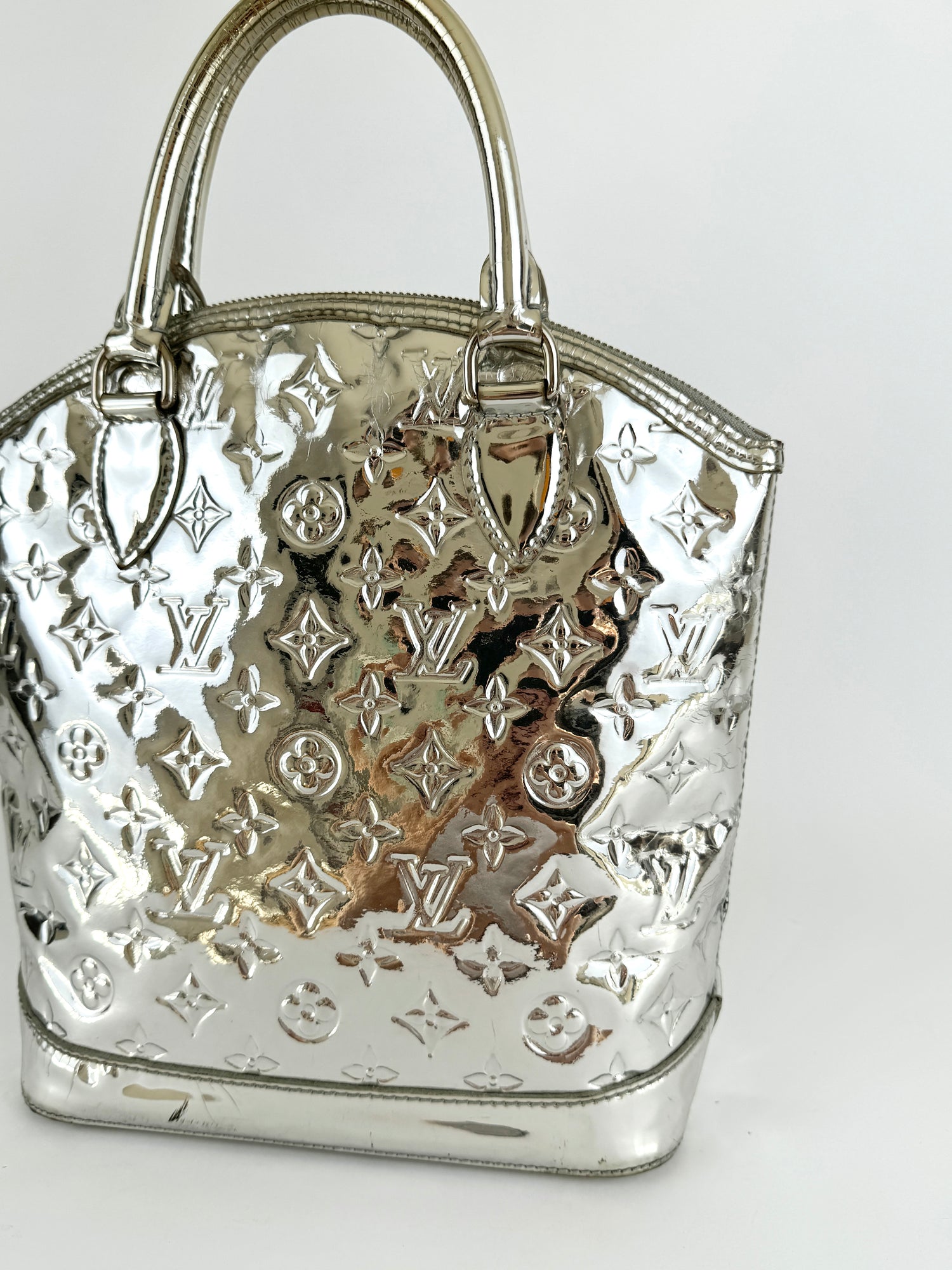 Louis Vuitton Silver ‘Locket Mirror’ Handbag (2007) RARE