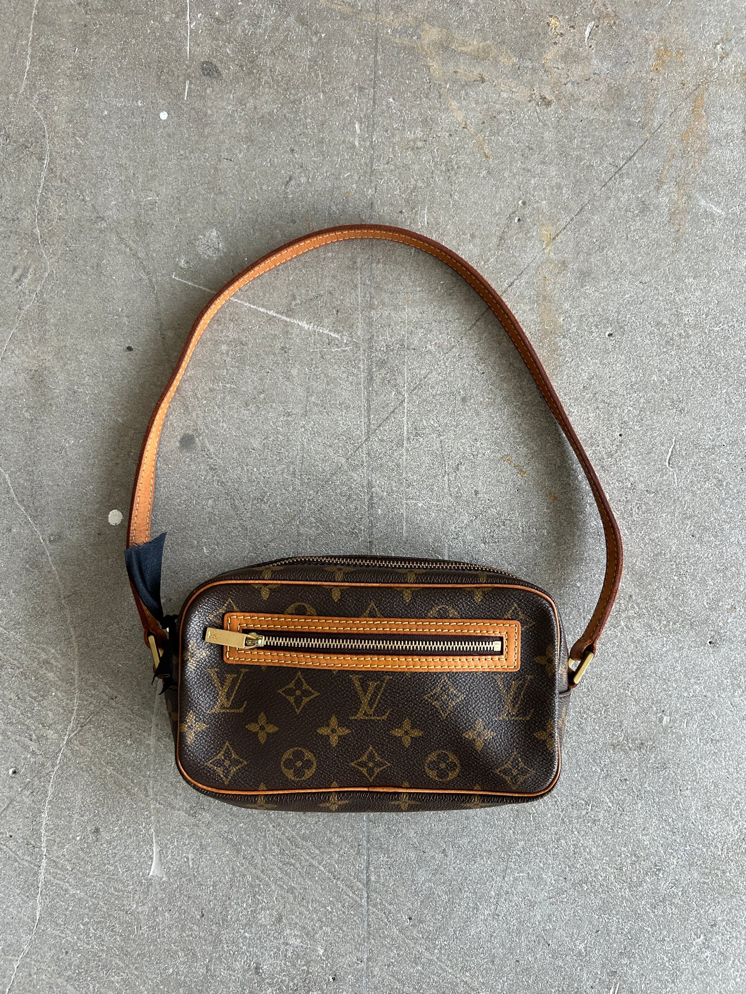 Vintage Louis Vuitton Cite Pochette Shoulder Bag