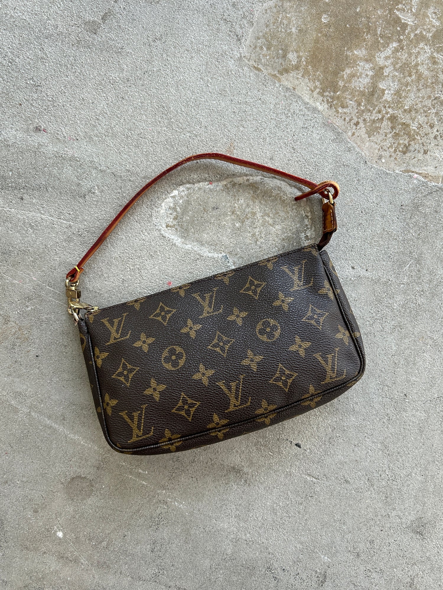 Vintage Louis Vuitton Monogram Pochette Bag (2000)